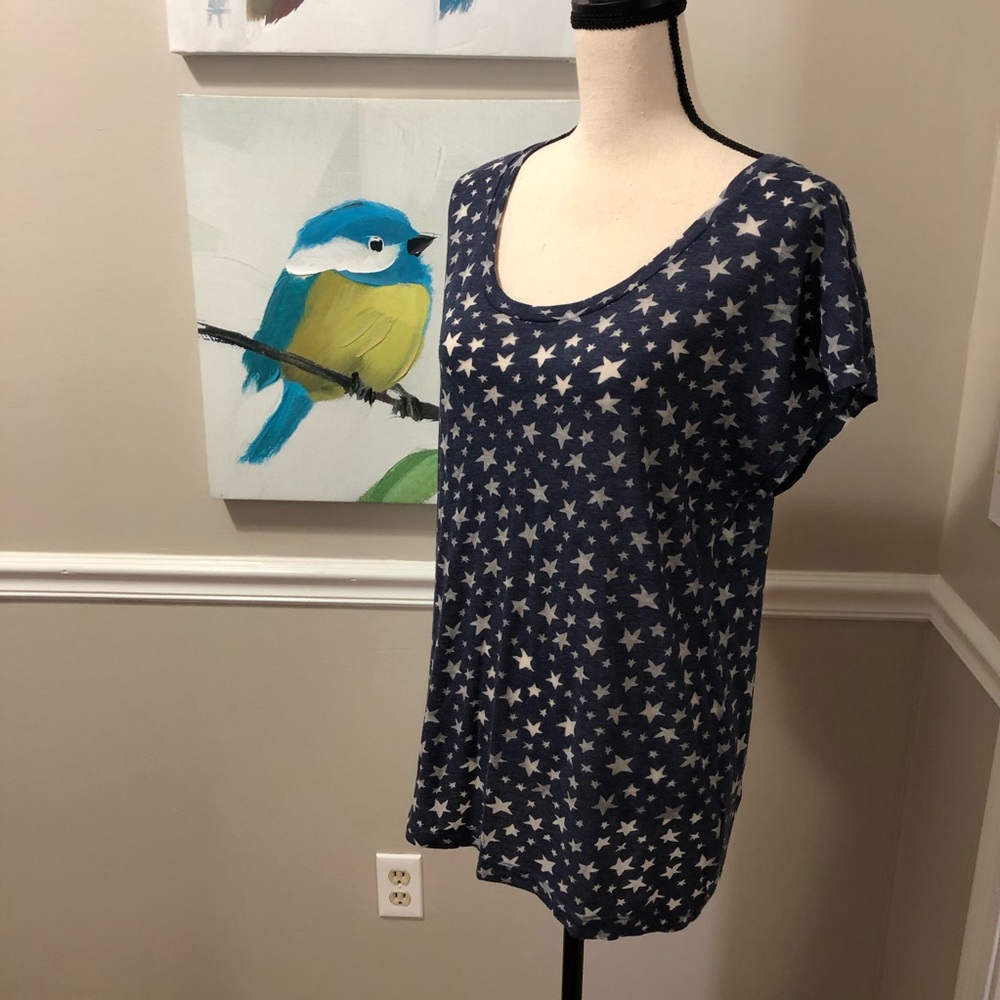 Blue and Silver Star Light Weight Top ⭐️